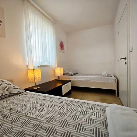 Ravlic Apartman Punat