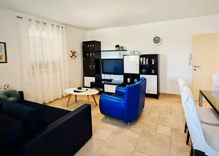 아파트 Ravlic 푸나트